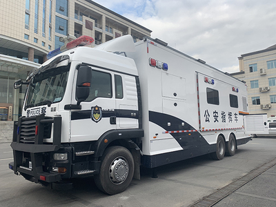流動(dòng)警務(wù)室|移動(dòng)警務(wù)室|通信指揮車|特種改裝警車|緝查布控車|防爆車|流動(dòng)警務(wù)車|流動(dòng)警務(wù)站|移動(dòng)警務(wù)車|電動(dòng)巡邏車|電動(dòng)觀光車|電動(dòng)警車|電動(dòng)消防車